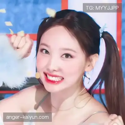 薄霜凤